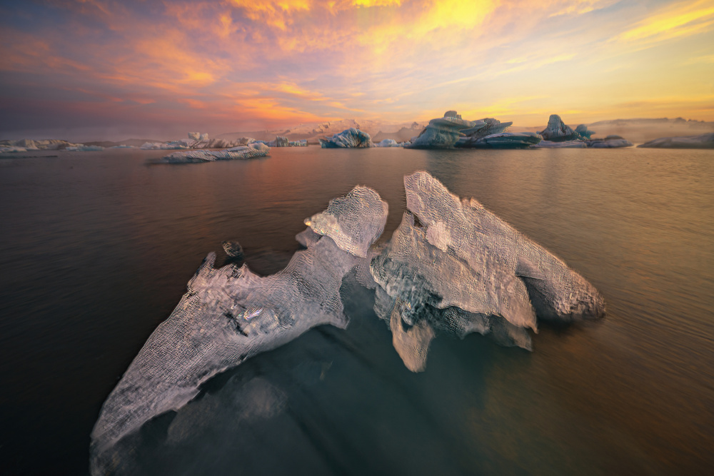 Glaciers enter the sea von Yuan Su