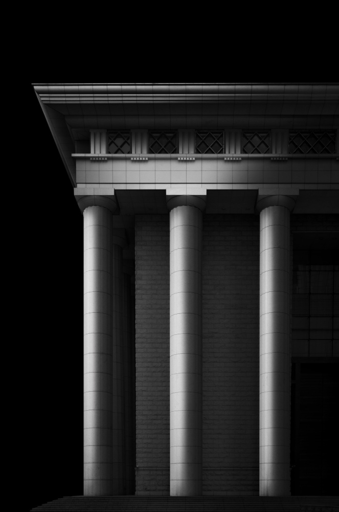 Roman column B&amp;W von Yujie Zhang