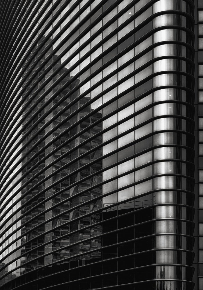 Filled lines, reflected balconies von Yvette Depaepe