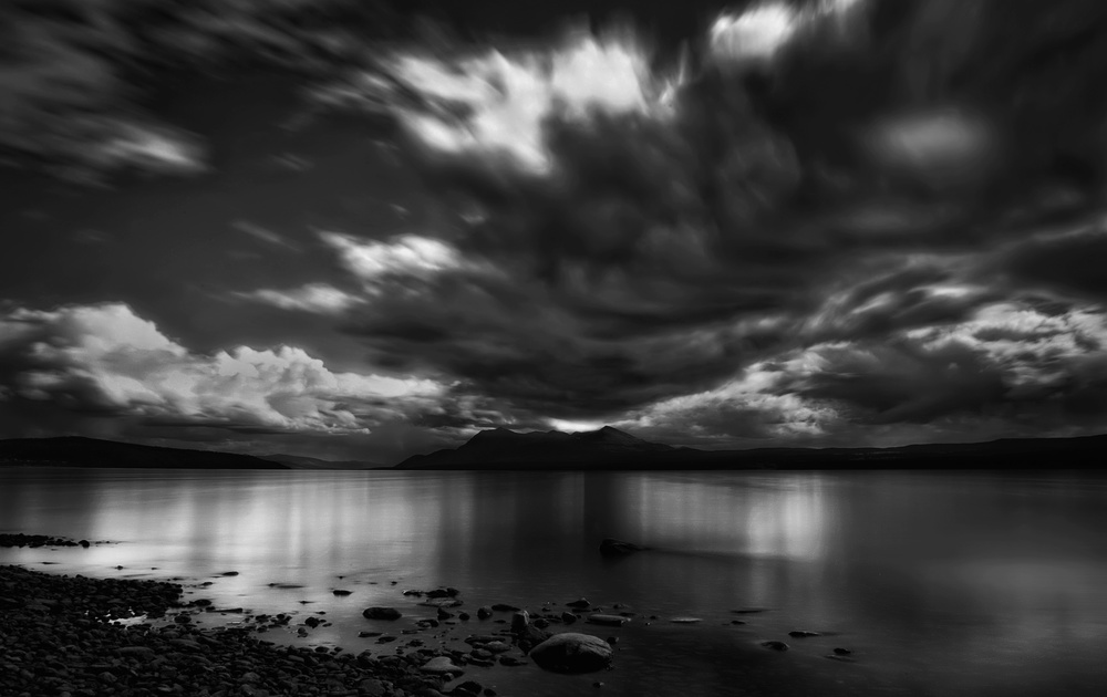 Sunset over Kluane Lake von Yvette Depaepe