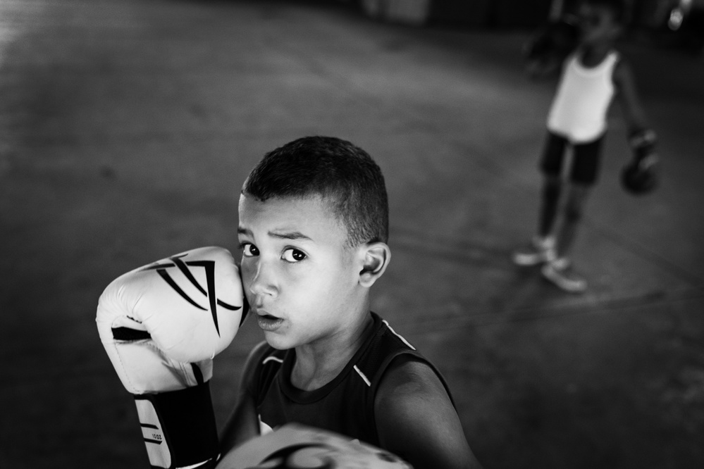 Boxing boy in Cuba von Zeqiang Wang